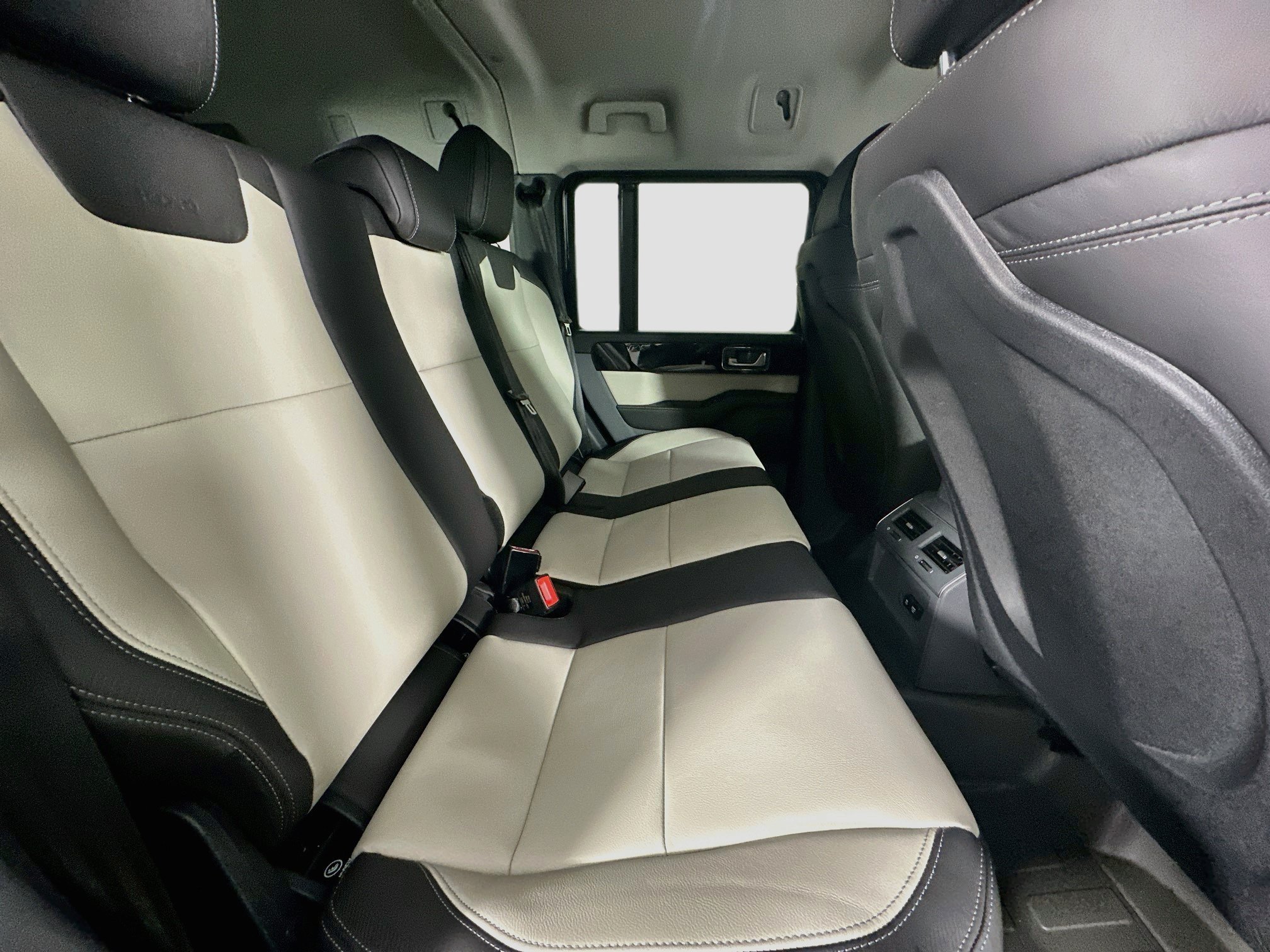 New 2025 INEOS Grenadier Station Wagon AWD/4WD image 47