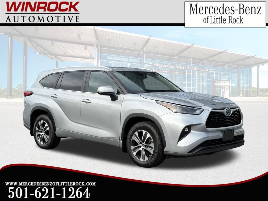 Used 2023 Toyota Highlander XLE