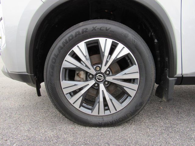 Used 2021 Nissan Rogue SV w/ Premium Package image 9