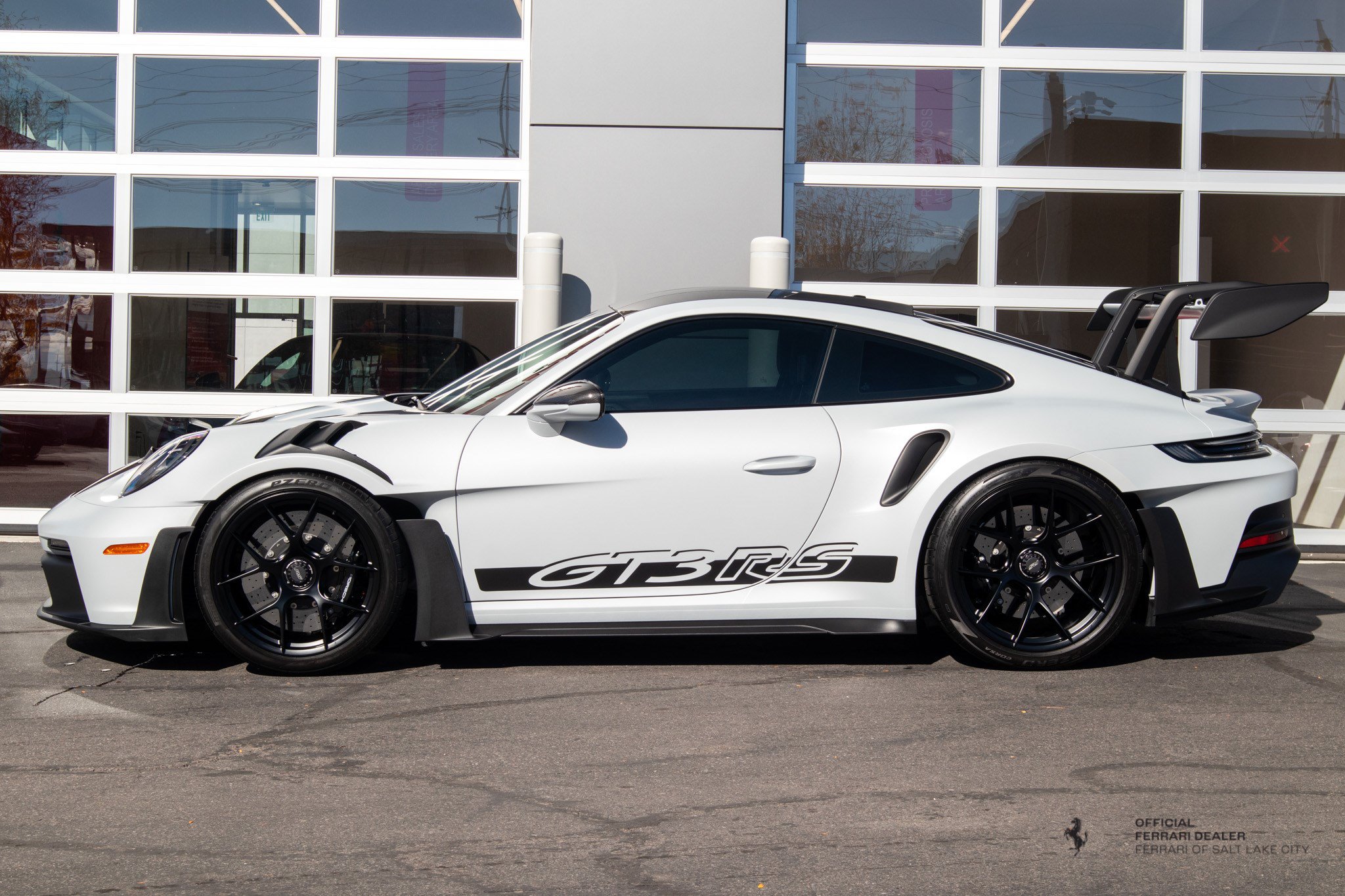 Used 2025 Porsche 911 GT3 RS RWD image 2