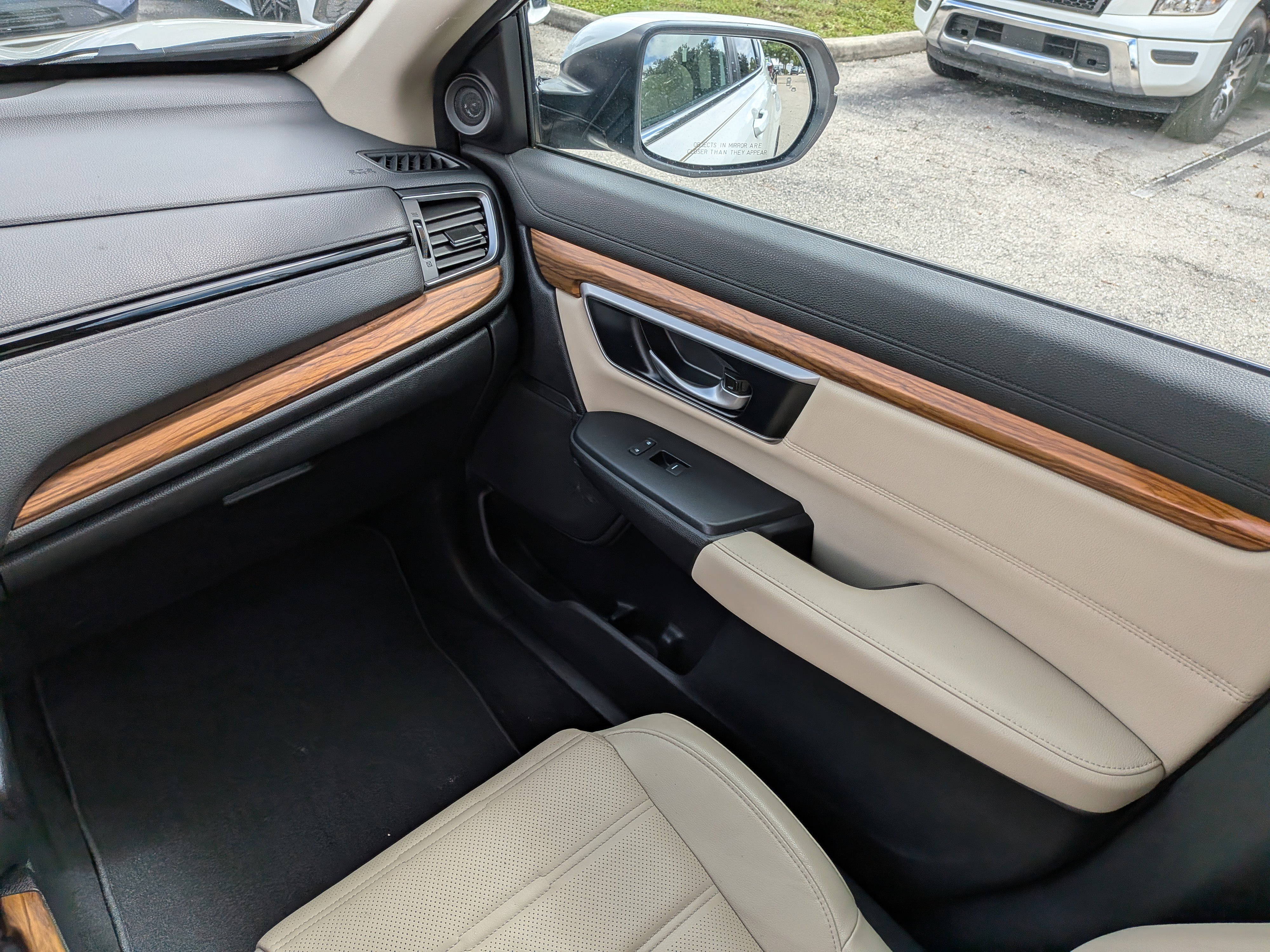 Used 2020 Honda CR-V Touring image 19