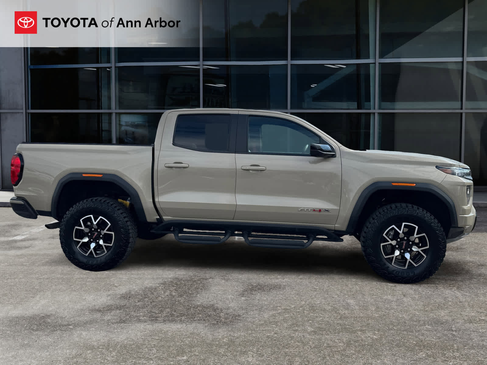 Used 2024 GMC Canyon AT4X image 12