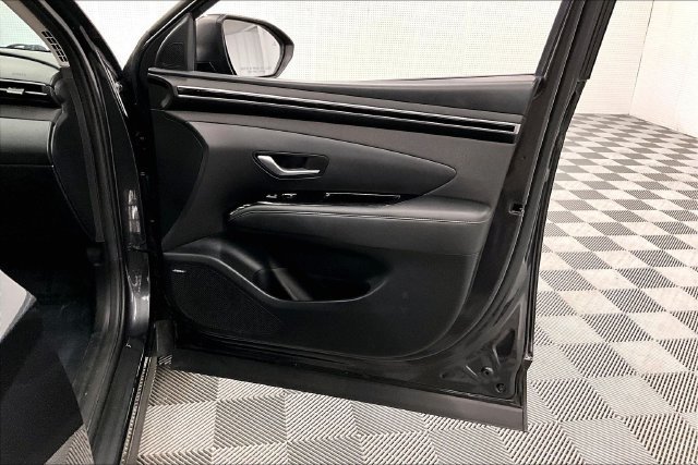 Used 2023 Hyundai Tucson Limited w/ Cargo Package FWD image 21