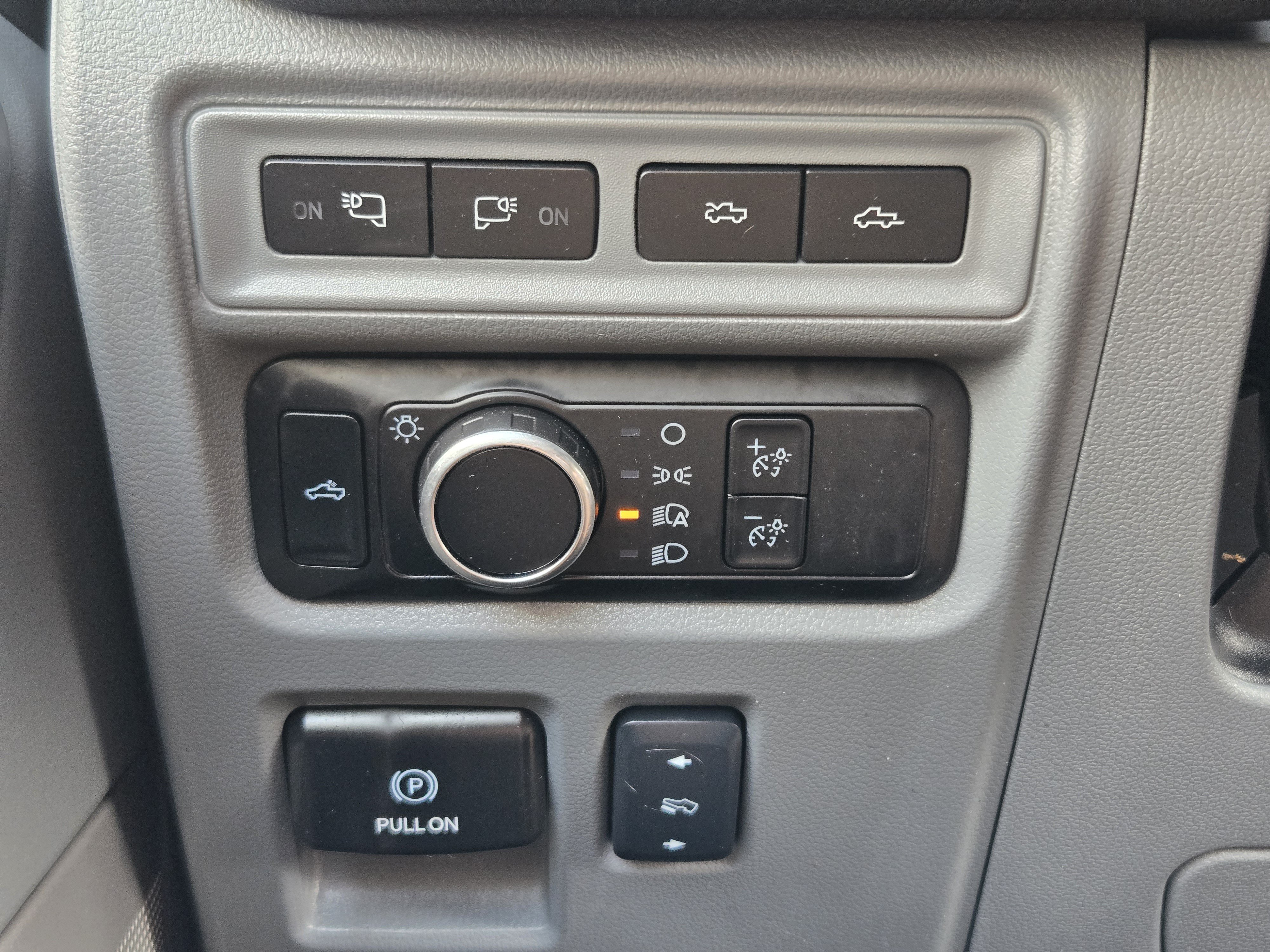 Used 2024 Ford F150 Lightning Flash AWD/4WD image 17