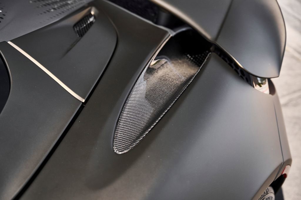 Used 2025 McLaren 750S Spider RWD image 14