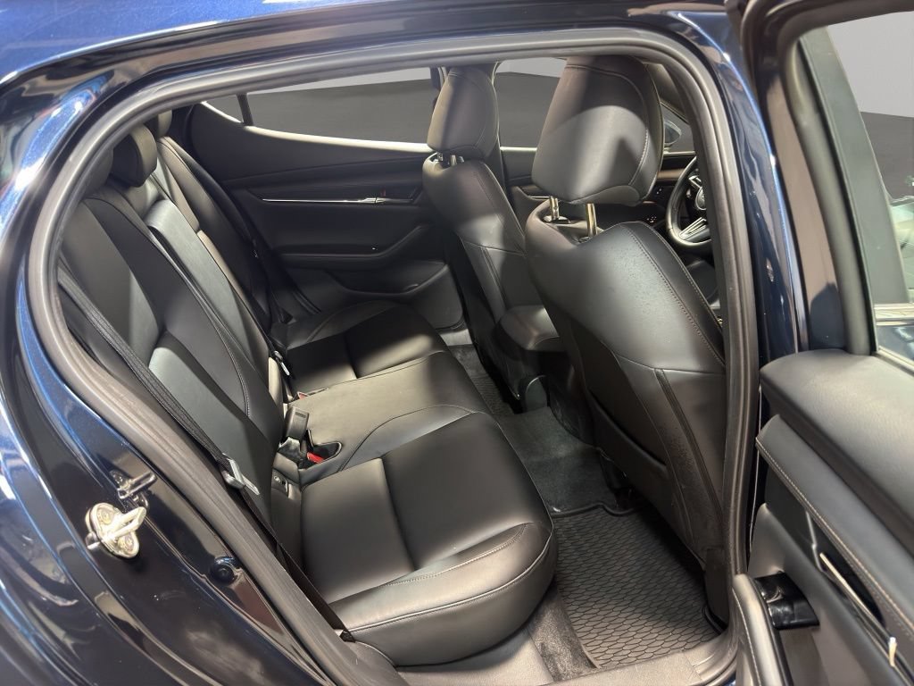 Used 2022 MAZDA MAZDA3 s FWD image 20