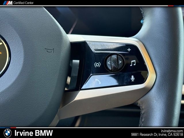 Used 2026 BMW iX xDrive60 w/ Premium Package image 24