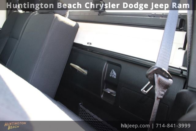 Used 2022 Jeep Gladiator Willys image 40