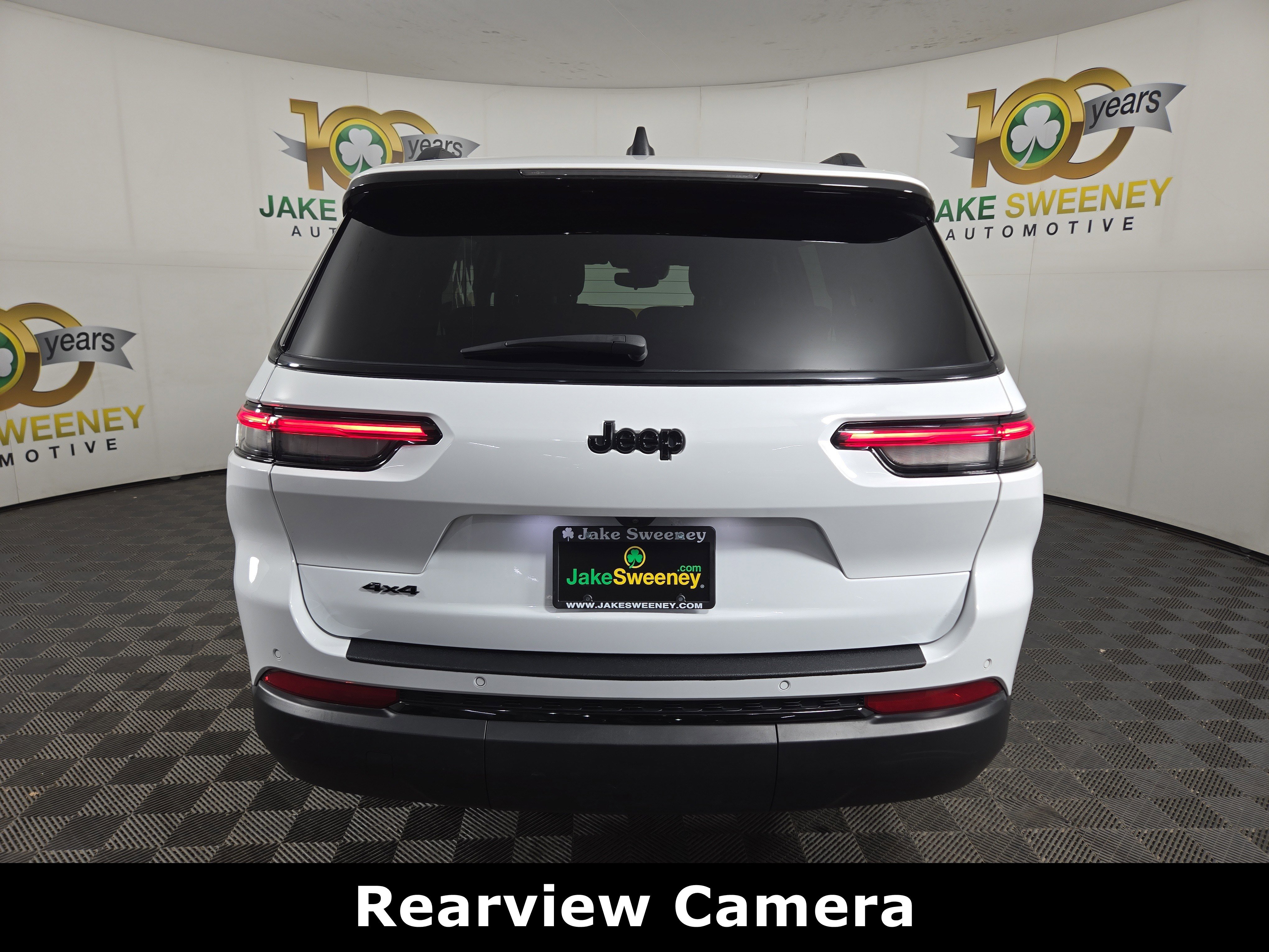 Used 2023 Jeep Grand Cherokee L Laredo image 7