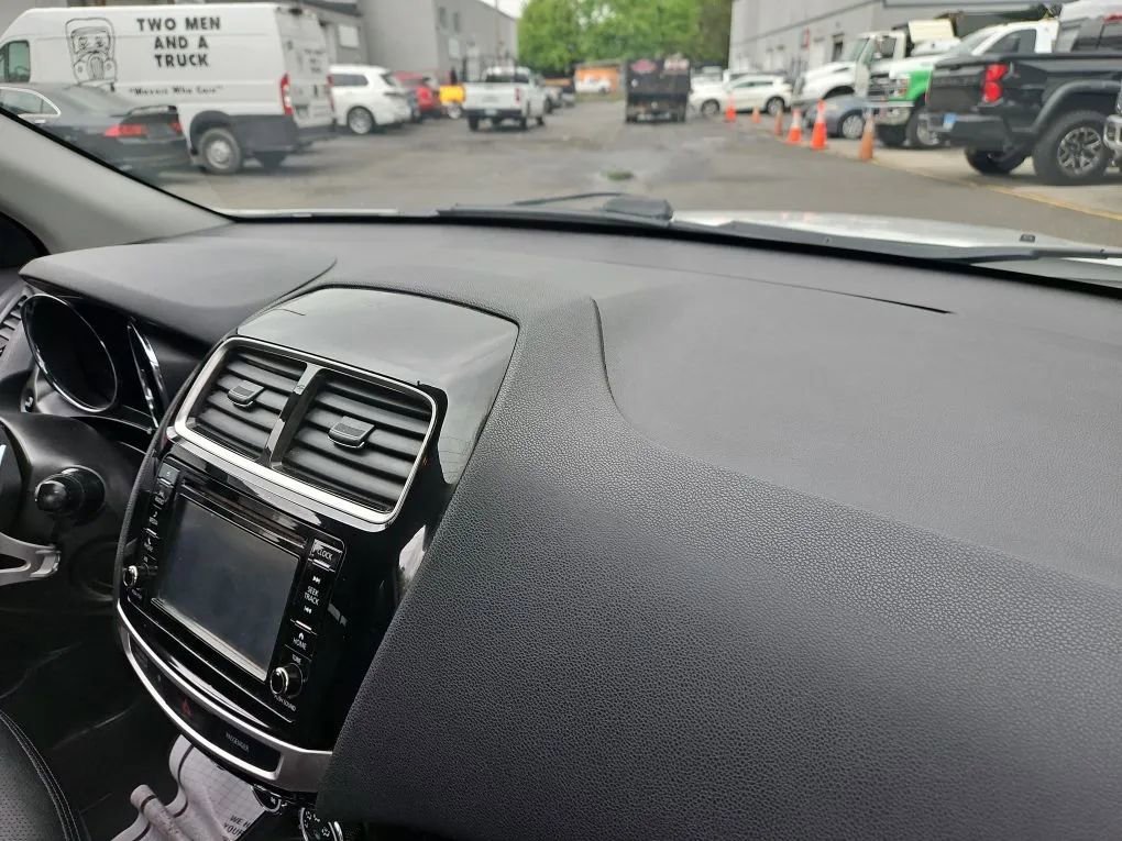 Used 2016 Mitsubishi Outlander Sport SEL AWD/4WD image 7
