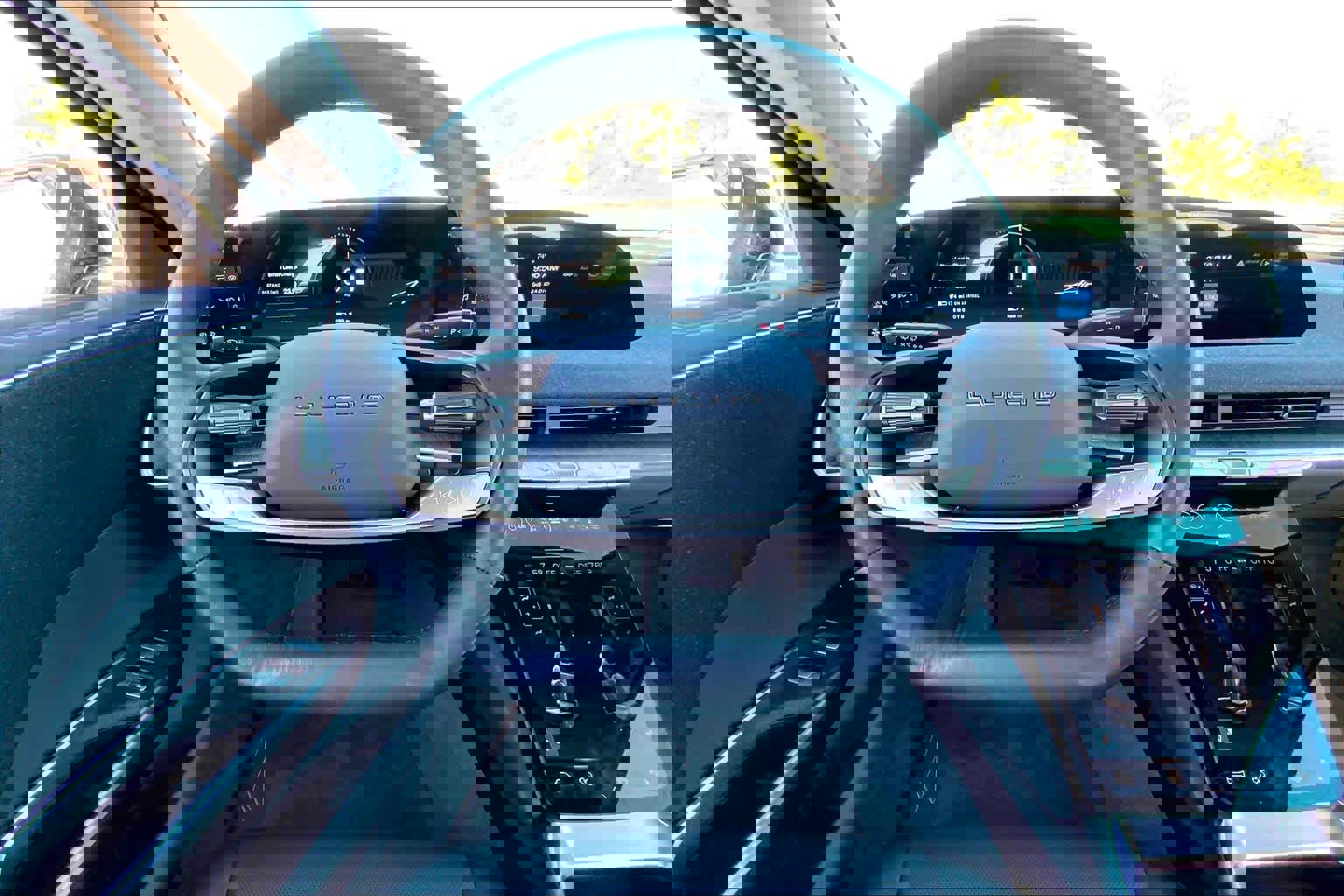 Used 2025 Lucid Air Pure image 6