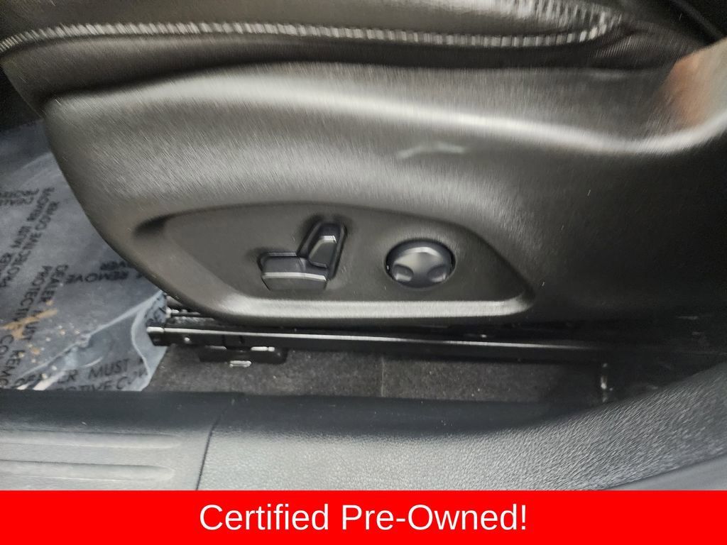 Used 2024 Jeep Compass Latitude image 13