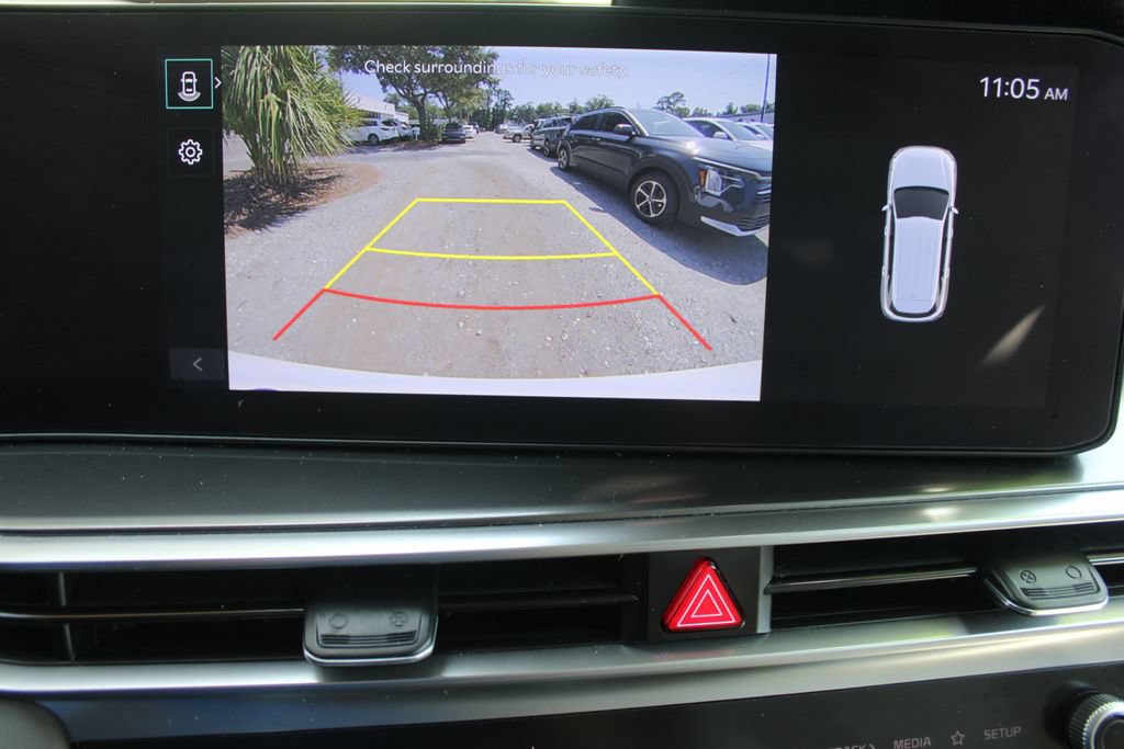 Certified 2025 Kia Sorento EX w/ Panoramic Sunroof Package FWD image 53