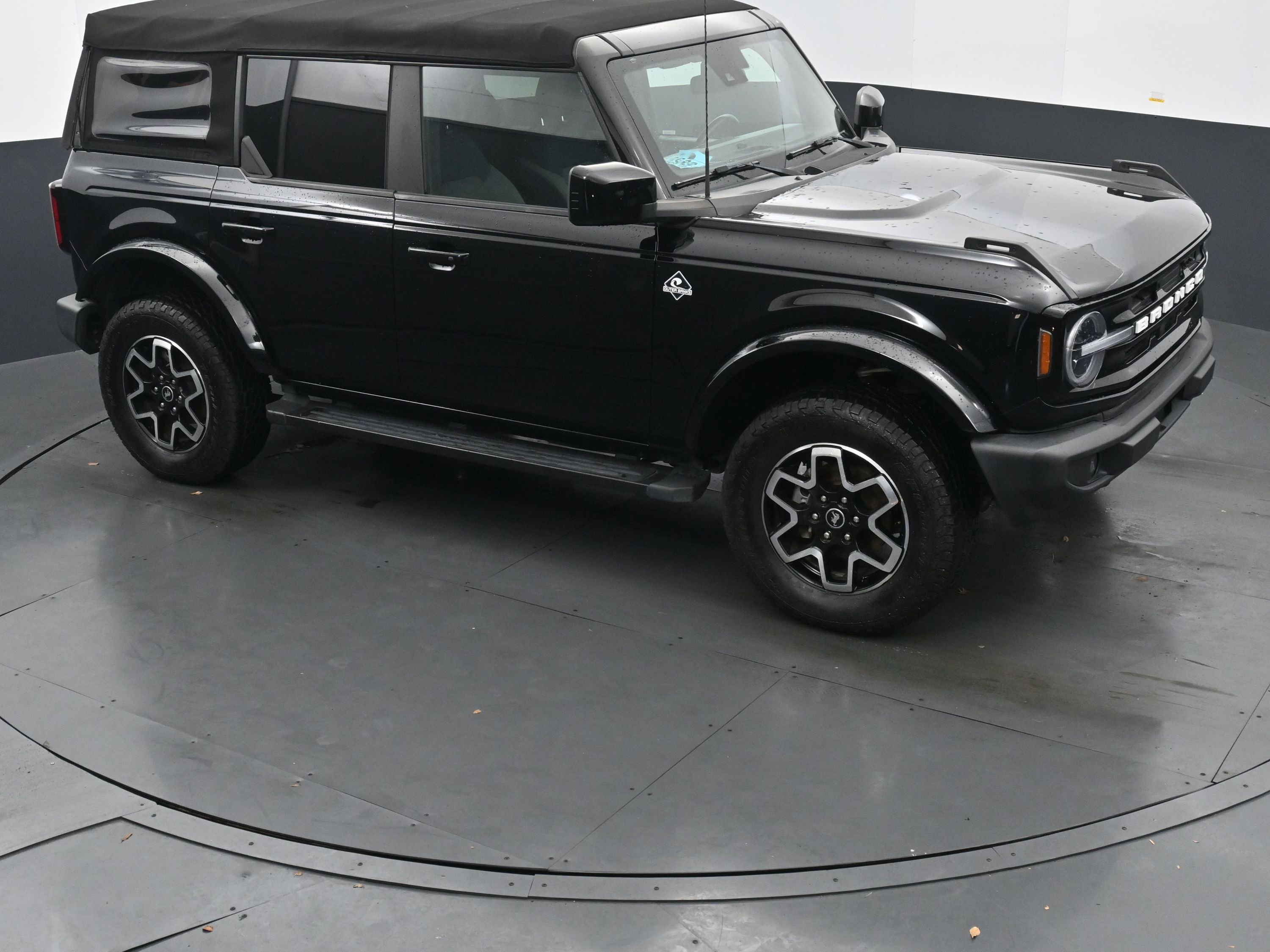 Used 2022 Ford Bronco Outer Banks image 32