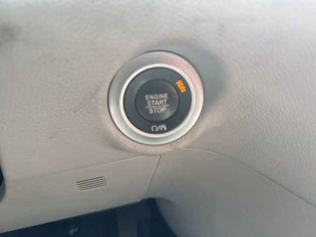 Used 2017 Chrysler Pacifica Touring-L Plus w/ Advanced Safetytec Group image 18