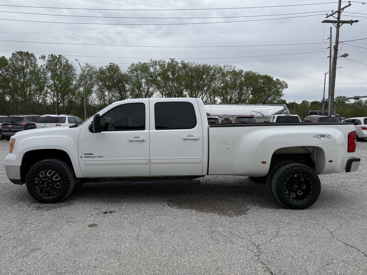 Used 2009 GMC Sierra 3500 SLT AWD/4WD image 6