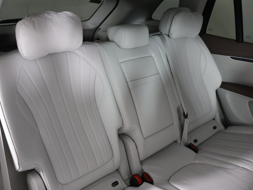 Used 2023 Mercedes-Benz EQS 580 4MATIC SUV image 34