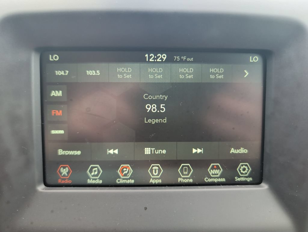 Used 2019 Jeep Compass Latitude w/ Popular Equipment Group AWD/4WD image 13