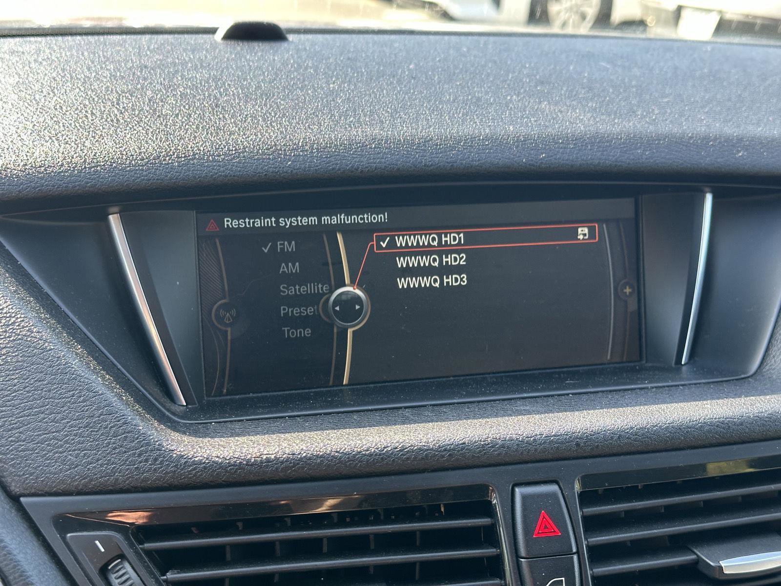 Used 2015 BMW X1 xDrive28i image 12