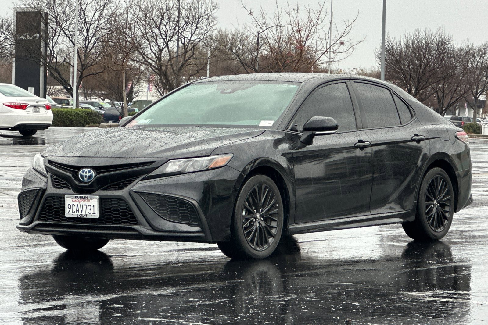 Used 2022 Toyota Camry SE image 8