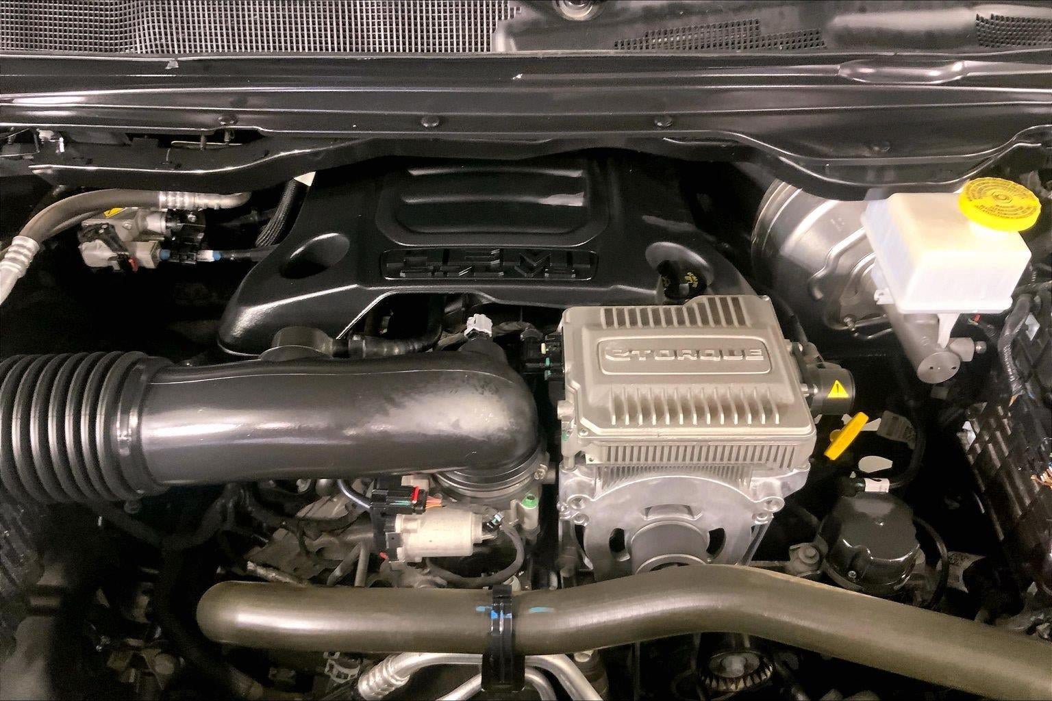 Used 2023 RAM 1500 Laramie AWD/4WD image 10