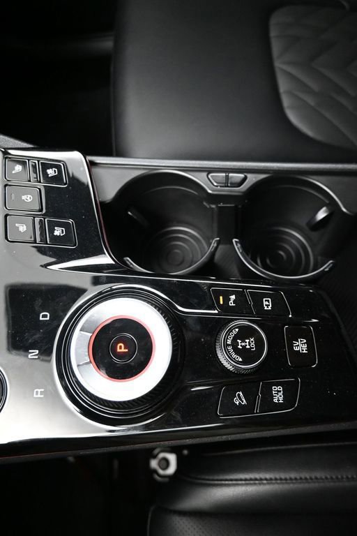 Certified 2025 Kia Sportage X-Line Prestige image 18