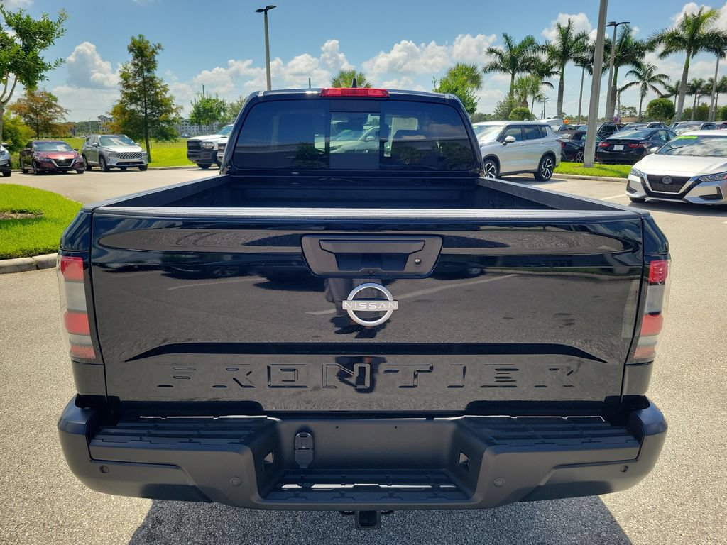 Used 2025 Nissan Frontier S w/ S Utility Package RWD image 3
