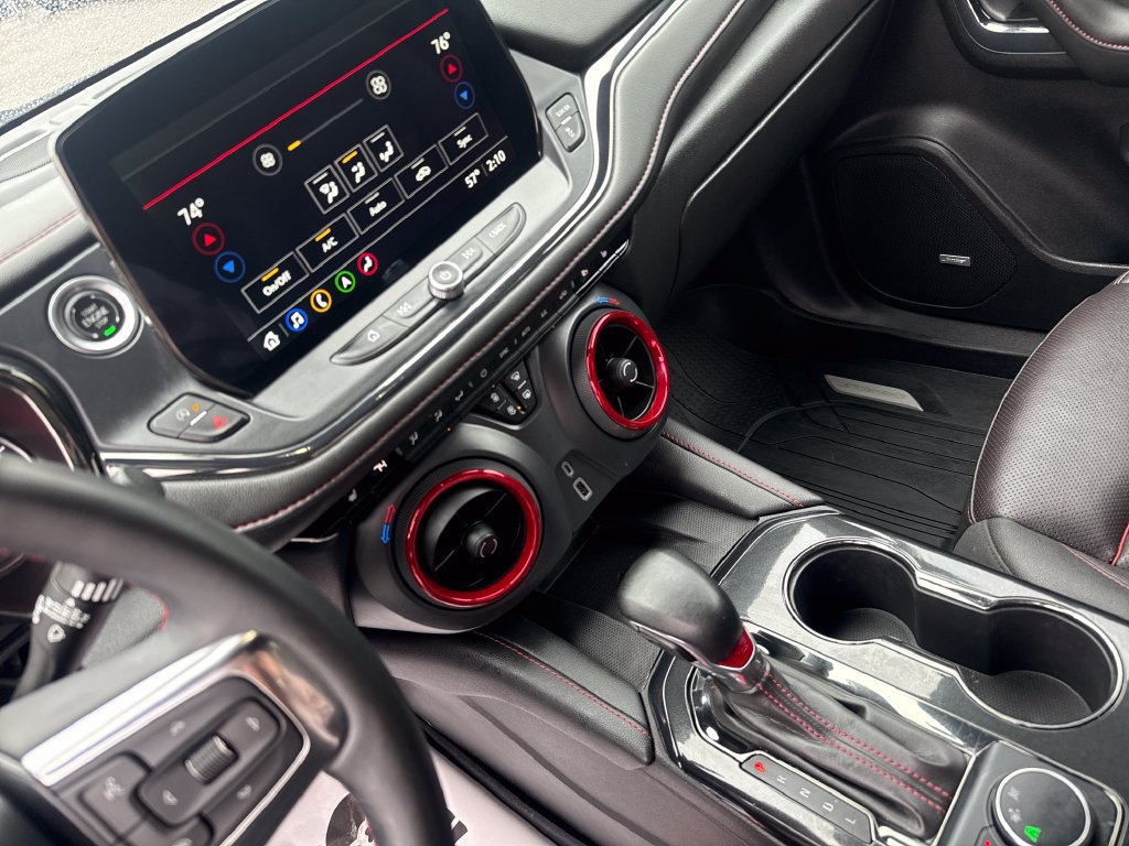 Used 2025 Chevrolet Blazer RS FWD image 18