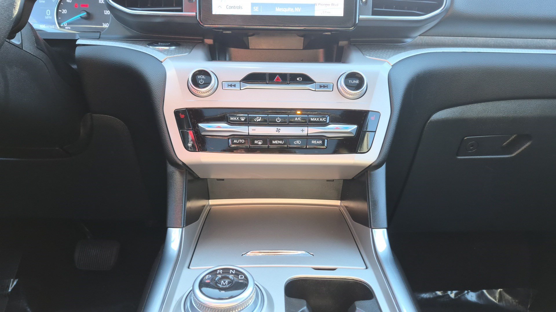 Used 2023 Ford Explorer Timberline w/ Timberline Technology Package AWD/4WD image 24