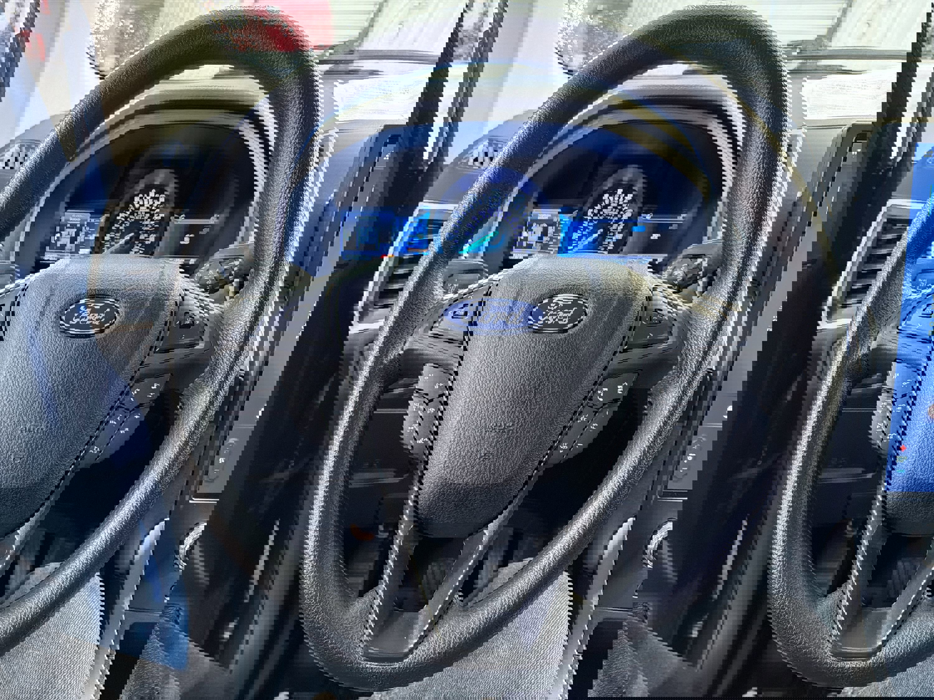 Used 2022 Ford Edge SE w/ Black Appearance Package image 13