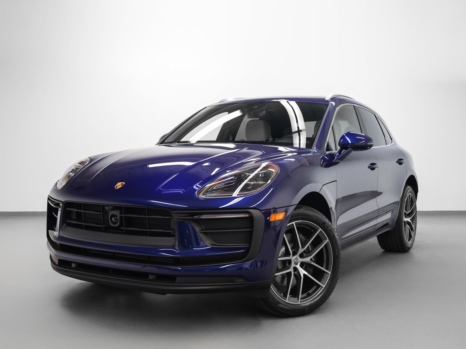New 2026 Porsche Macan image 1