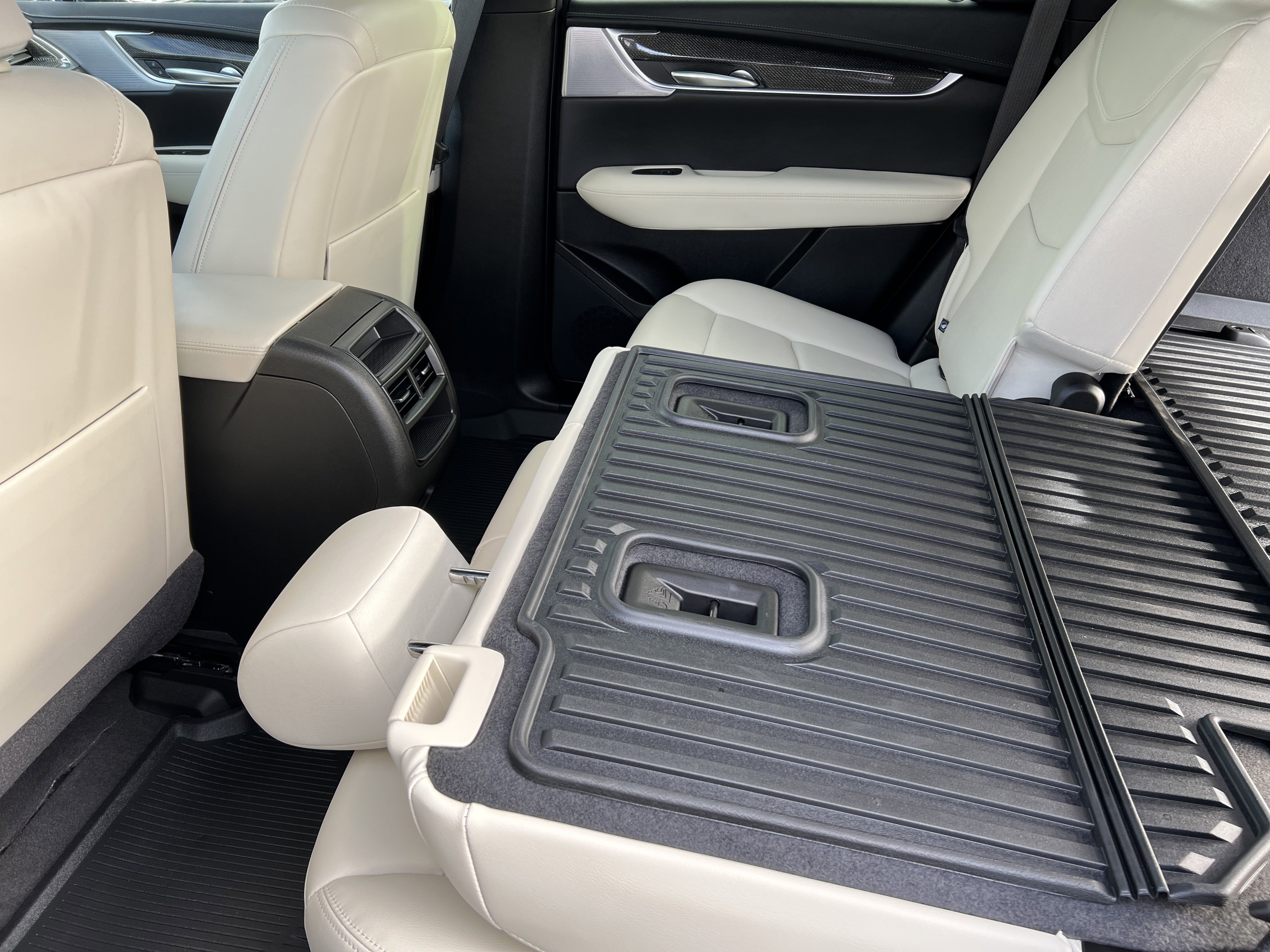 Used 2025 Cadillac XT5 Sportv image 19