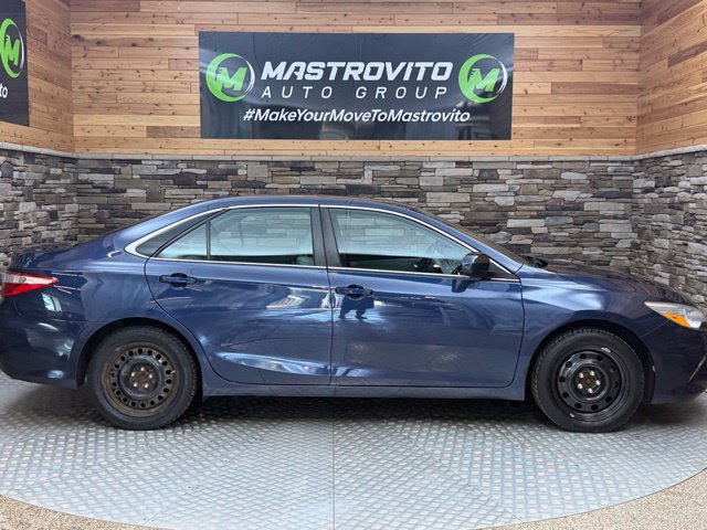 Used 2016 Toyota Camry XLE w/ Moonroof Package FWD image 13