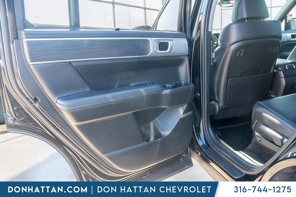 Used 2024 Hyundai Santa Fe Limited FWD image 21
