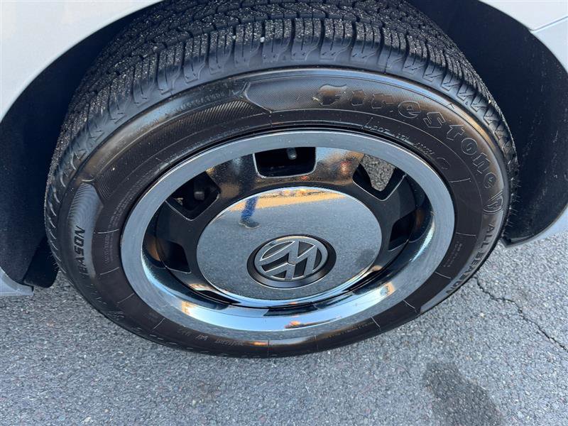 Used 2012 Volkswagen Beetle 2.5 image 28