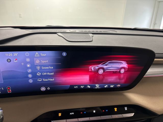 Used 2026 Buick Enclave Preferred w/ Power Package image 51