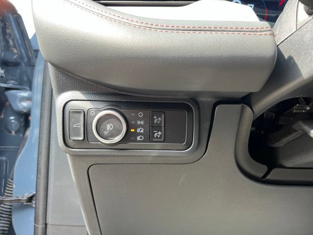 Used 2025 Ford Explorer Active w/ Active Comfort Package AWD/4WD image 25