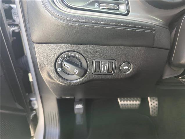 Used 2023 Dodge Challenger R/T w/ Plus Package RWD image 27