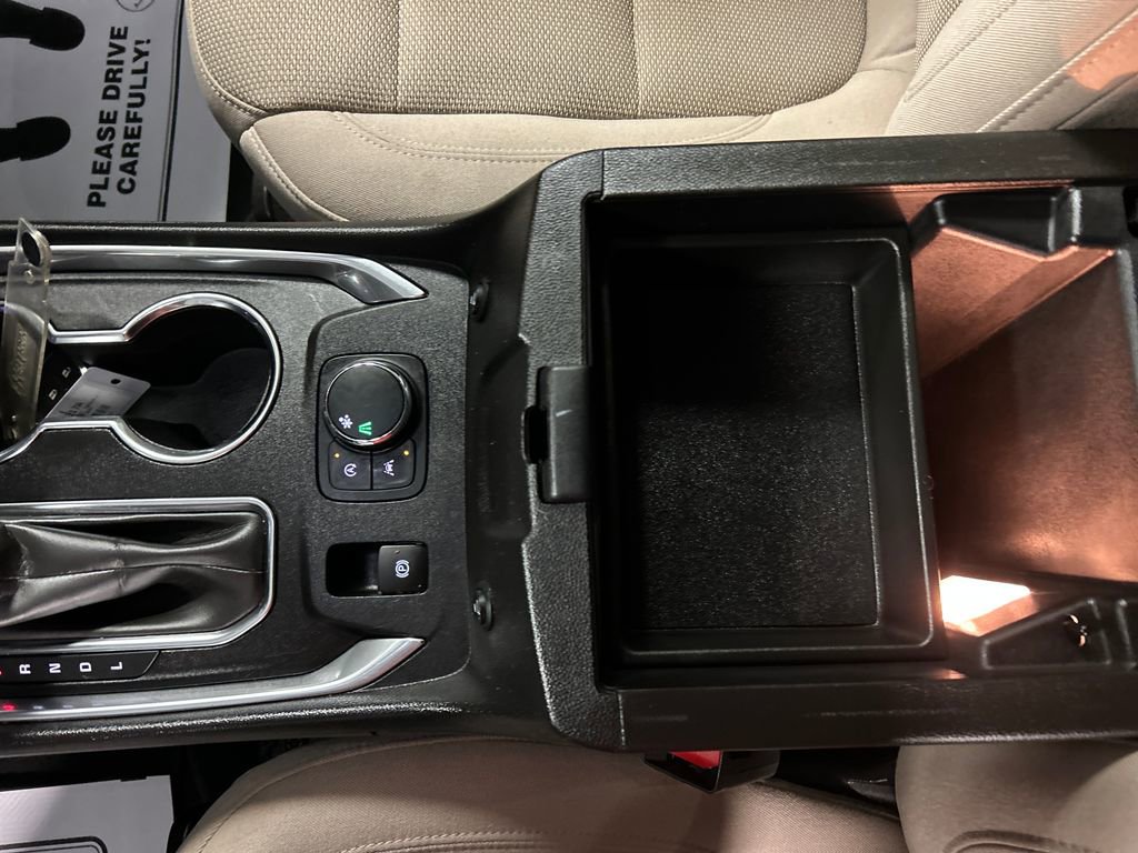 Used 2023 Chevrolet Traverse LS w/ Safety Package FWD image 21