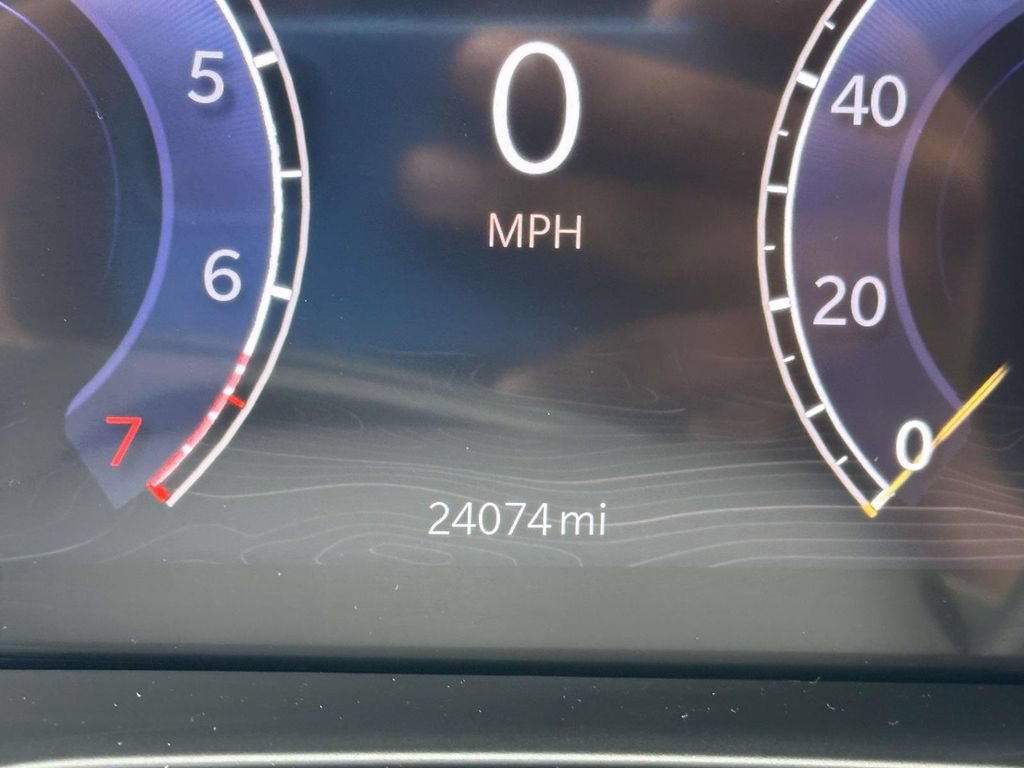 Used 2025 Jeep Grand Cherokee L Laredo AWD/4WD image 27