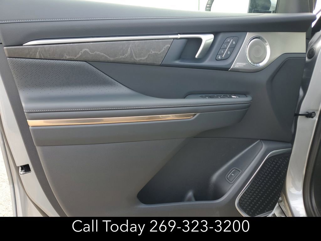 New 2026 Buick Enclave Avenir w/ Super Cruise Package image 23