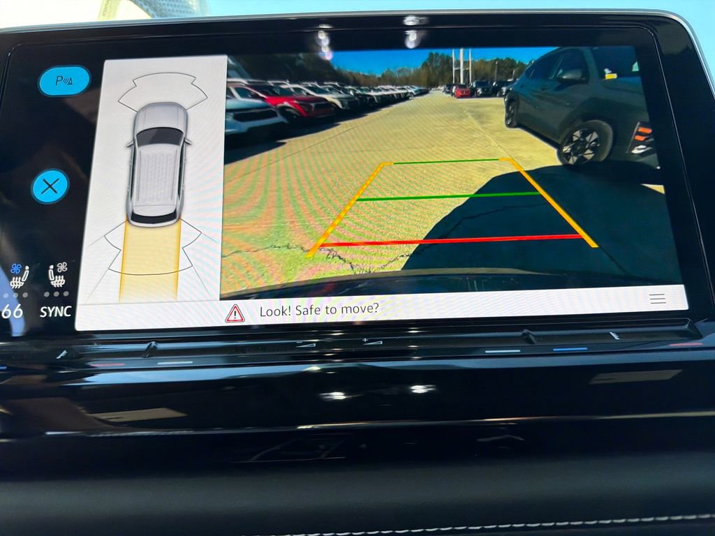 Used 2025 Volkswagen Atlas Cross Sport SE image 22