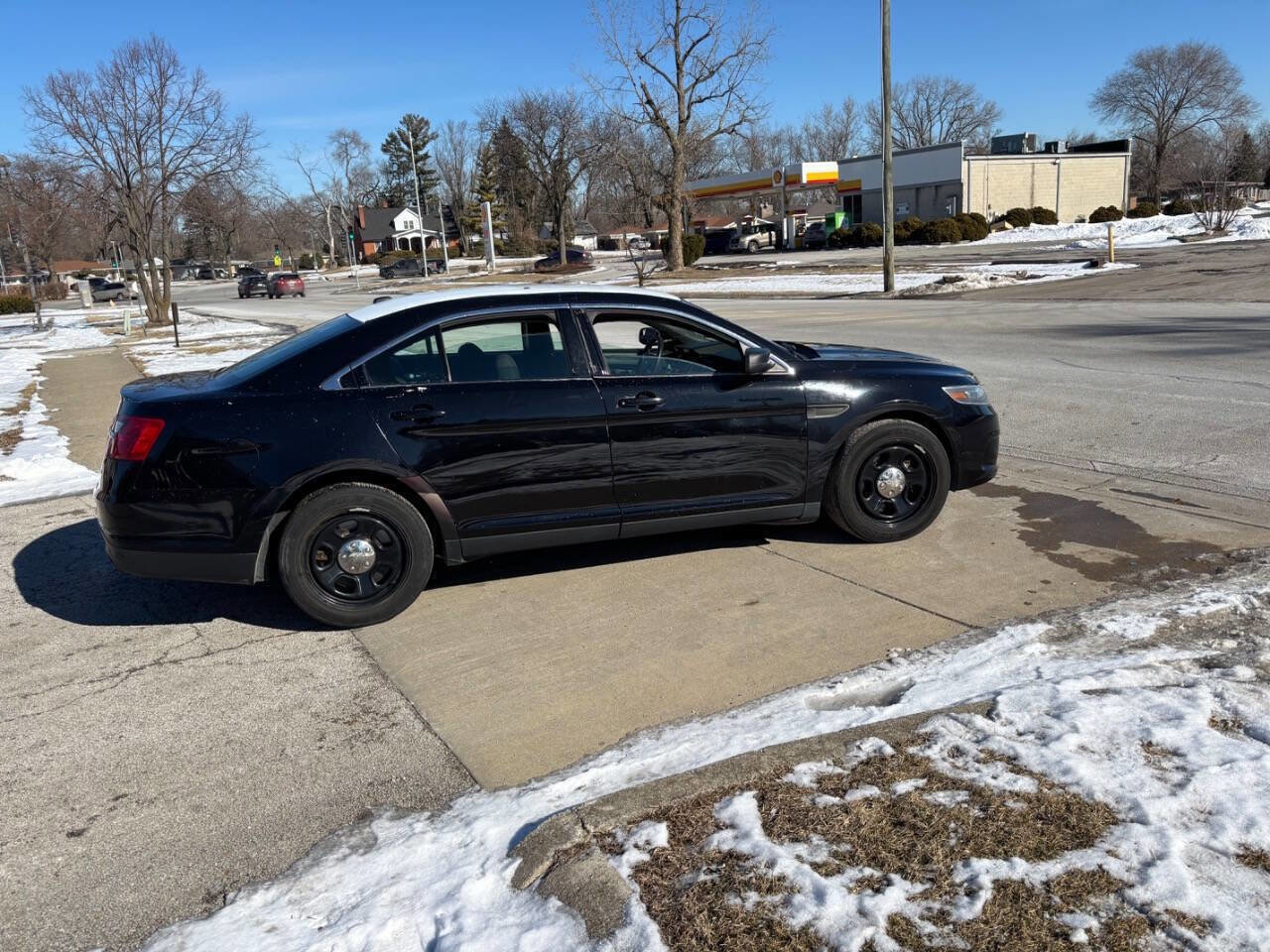 Used 2019 Ford Taurus Police Interceptor AWD 4dr Sed w/ 2-tone Vinyl Package #1 image 17