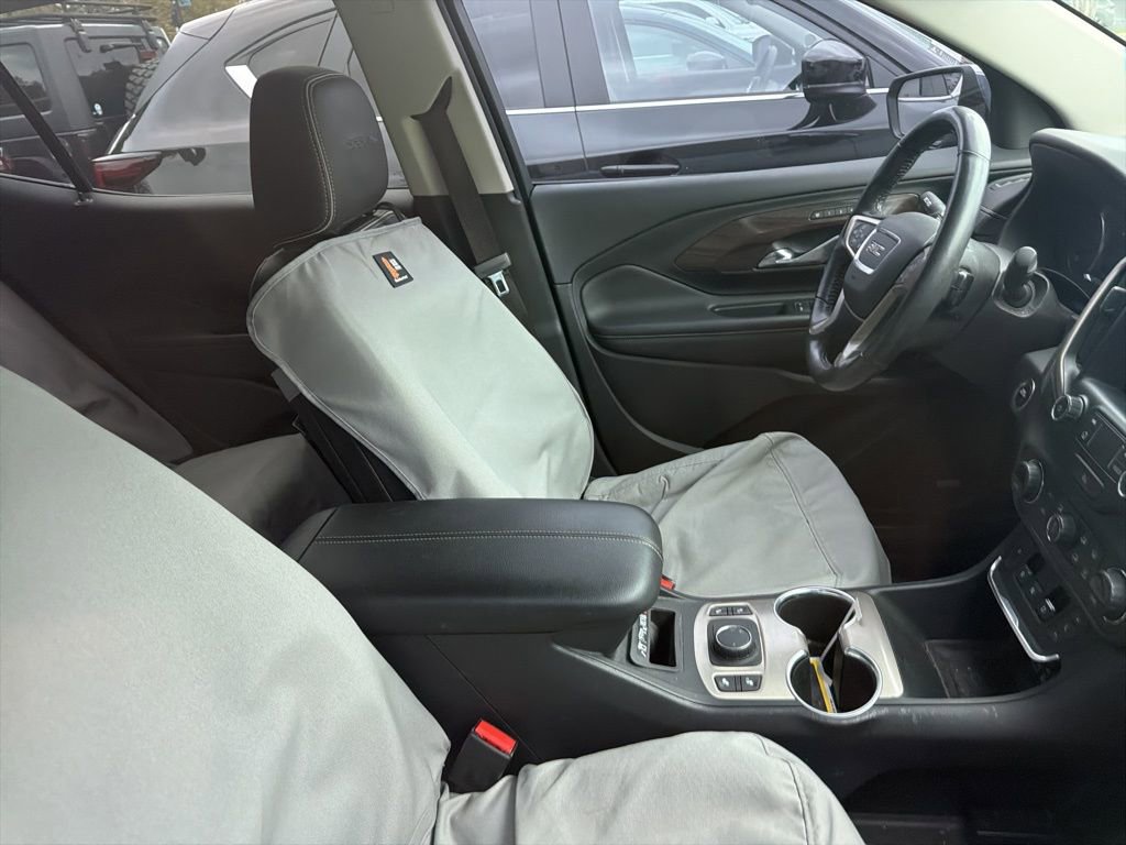 Used 2019 GMC Terrain Denali image 4