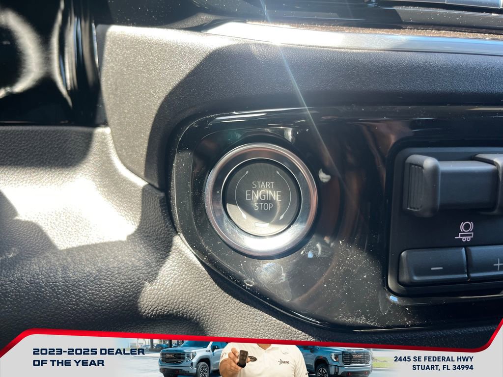 New 2026 GMC Sierra 1500 Elevation image 28