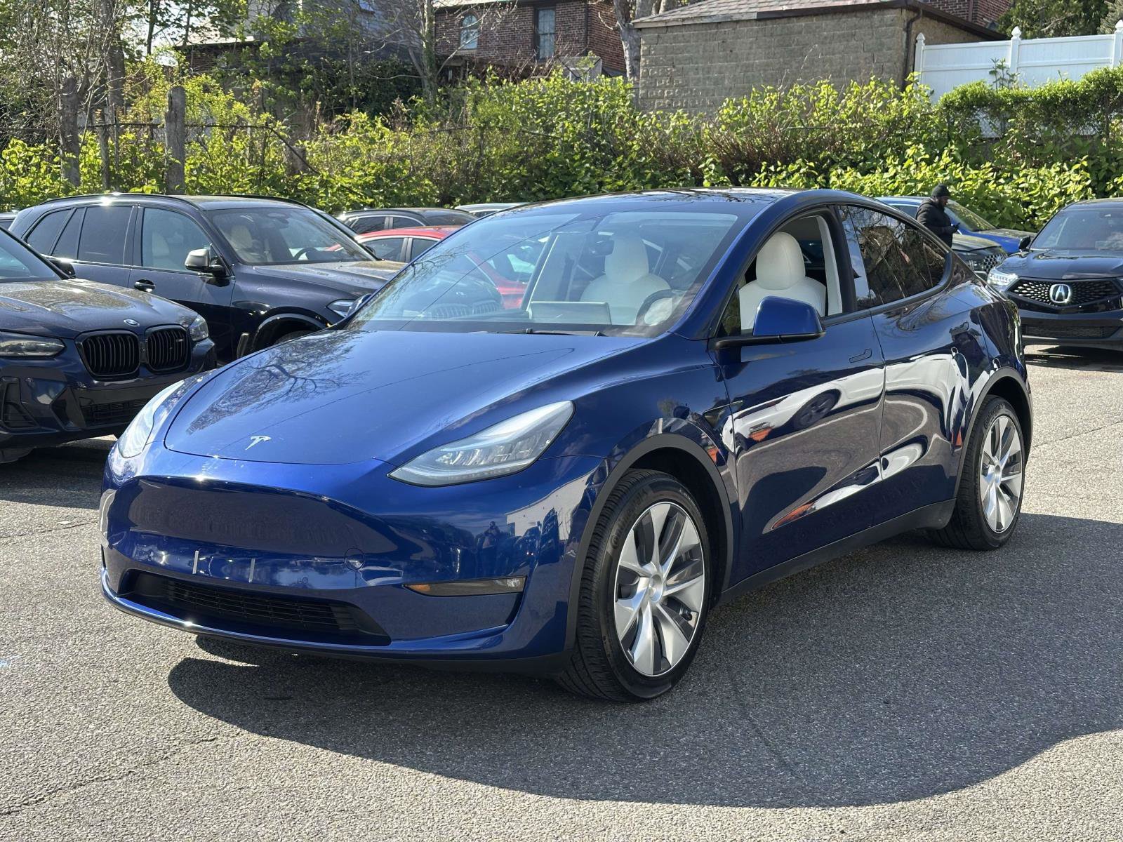 Used 2021 Tesla Model Y Long Range AWD/4WD image 7