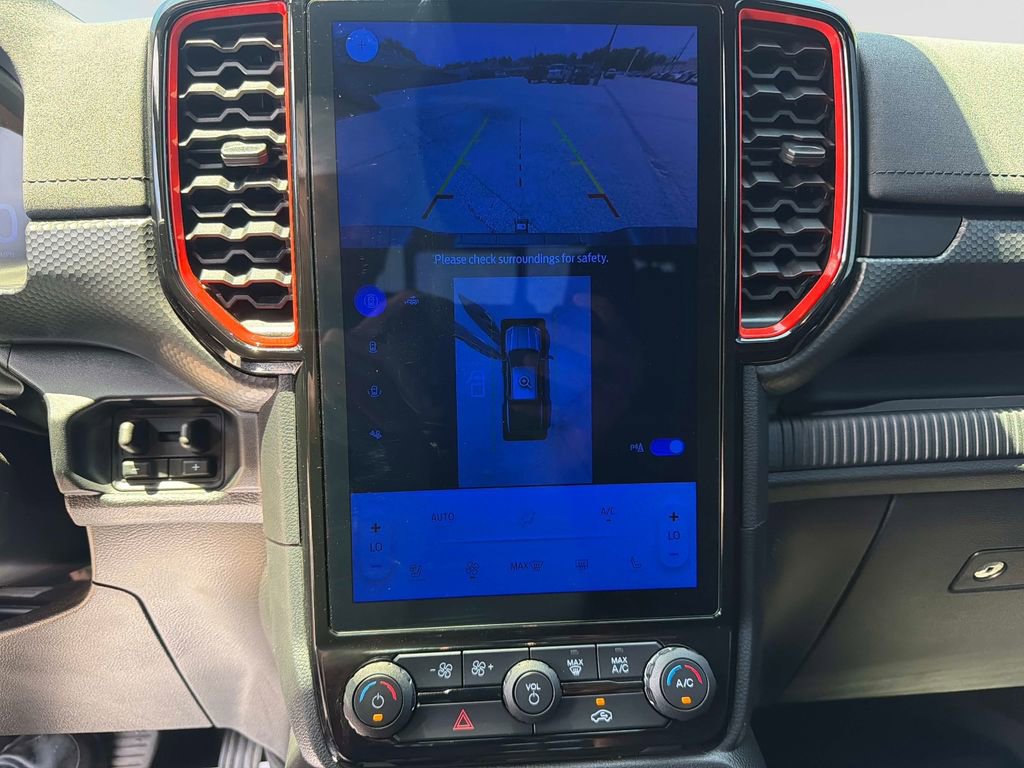 Used 2025 Ford Ranger Raptor AWD/4WD image 24