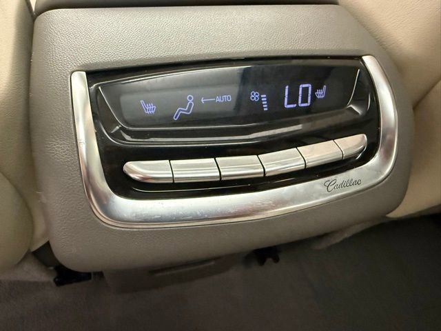 Used 2022 Cadillac XT6 Premium Luxury image 12