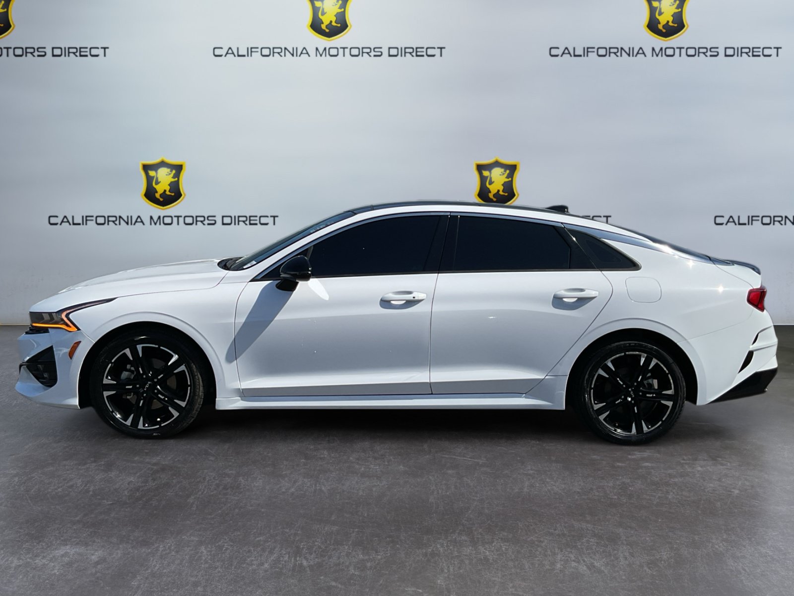 Used 2022 Kia K5 GT-Line w/ GT-Line FWD Premium Package image 8