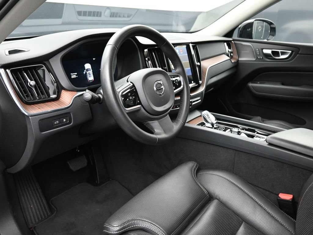Used 2024 Volvo XC60 T8 Ultimate w/ Climate Package AWD/4WD image 13